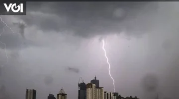 توقعات الطقس في جاكرتا الأربعاء: غيوم كثيفة وأمطار رعدية محتملة بعد الظهر